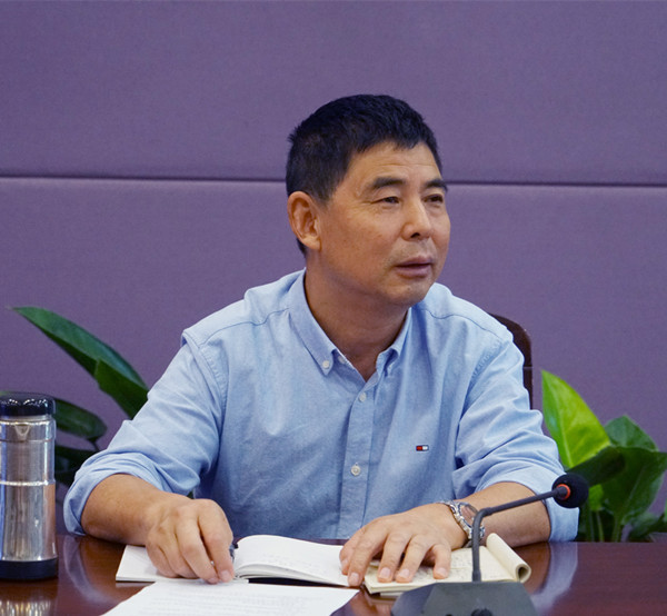 我校学习热议习近平总书记给全国优秀教师代表致信重要精神