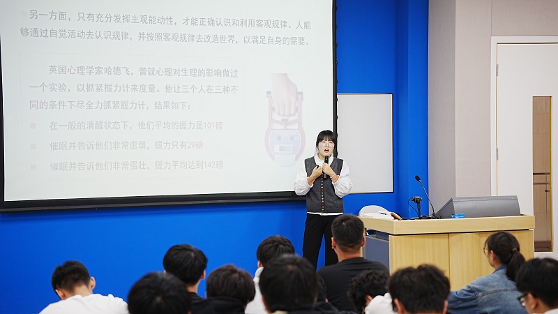 省教育厅“大听课 大调研”活动第五调研组来校听课调研指导工作