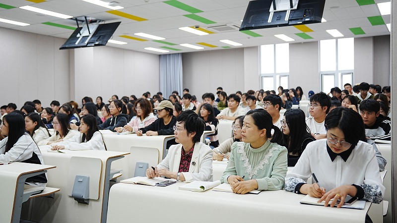 省教育厅“大听课 大调研”活动第五调研组来校听课调研指导工作