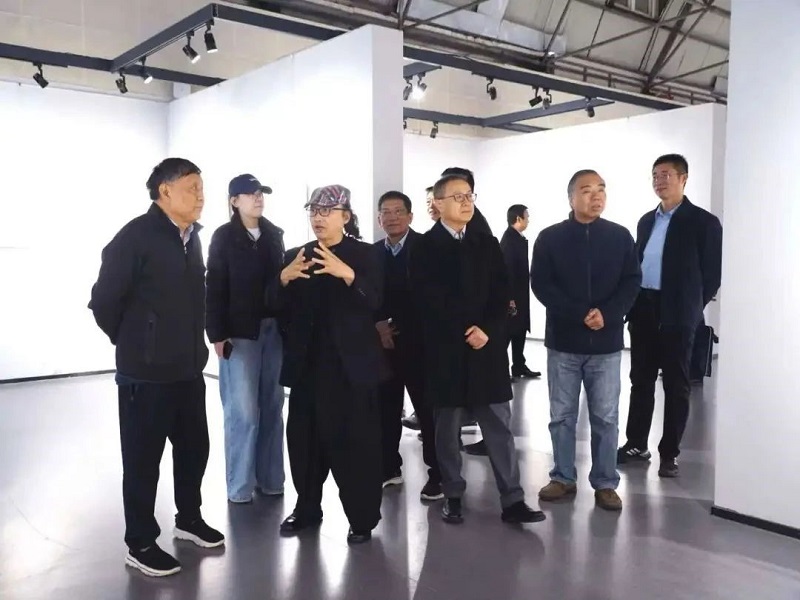 励志丹青——刘德山美术作品展在郑州美术学院举行