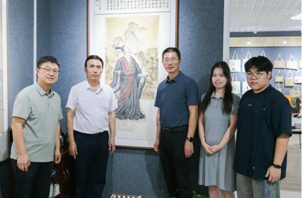 翰墨润中原赋能乡村美育丨我校与温县举行共建大学生社会实践基地揭牌仪式 图片