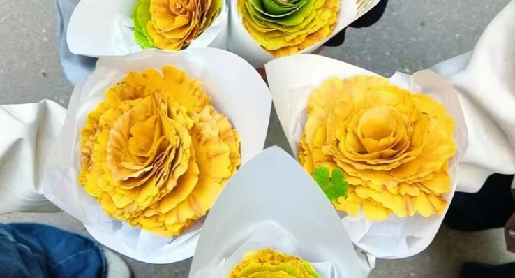 秋冬拾趣 “杏”运相遇 我校成功举办心理创意工坊活动