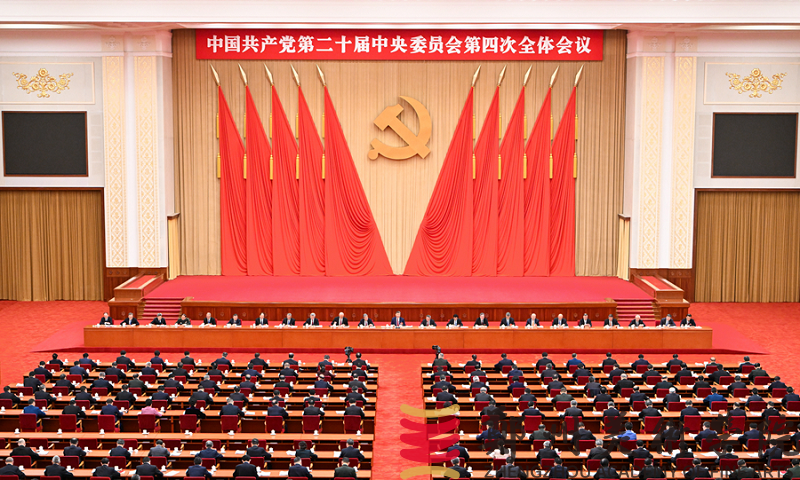 潮涌扬帆起 奋斗正当时----郑州美术学院师生热议党的二十届四中全会（一）