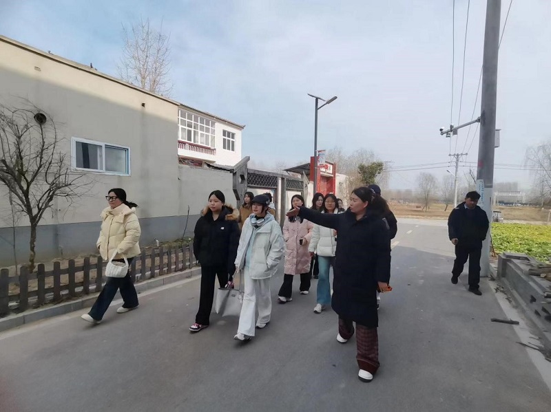 我校师生赴中牟县开展“艺术赋能乡村振兴”主题采风活动