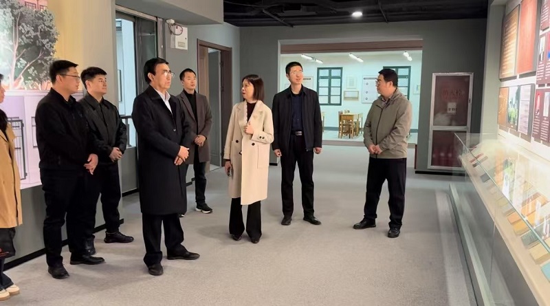 缅怀孟瑞鹏精神 书写青春新华章 ——郑州美术学院师生代表赴华北水利水电大学开展主题教育活动