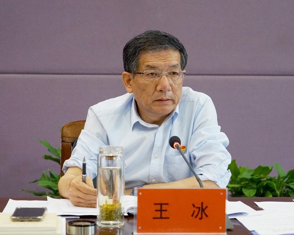 郑州美术学院党委会2025年第三次会议召开