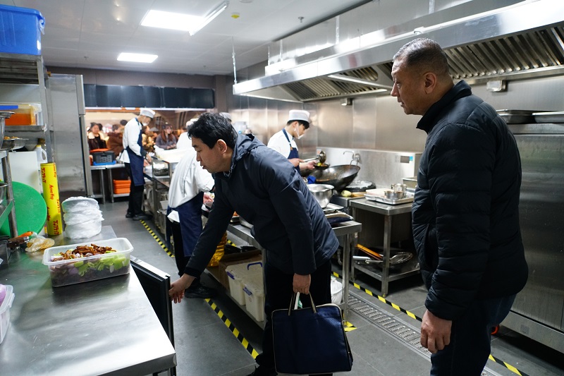 春启新程 秩序井然——省教育厅督导组莅临我校检查指导开学工作