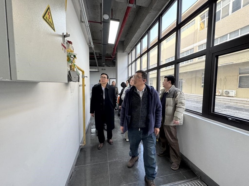 我校召开2026年春季学期安全稳定工作专题会议