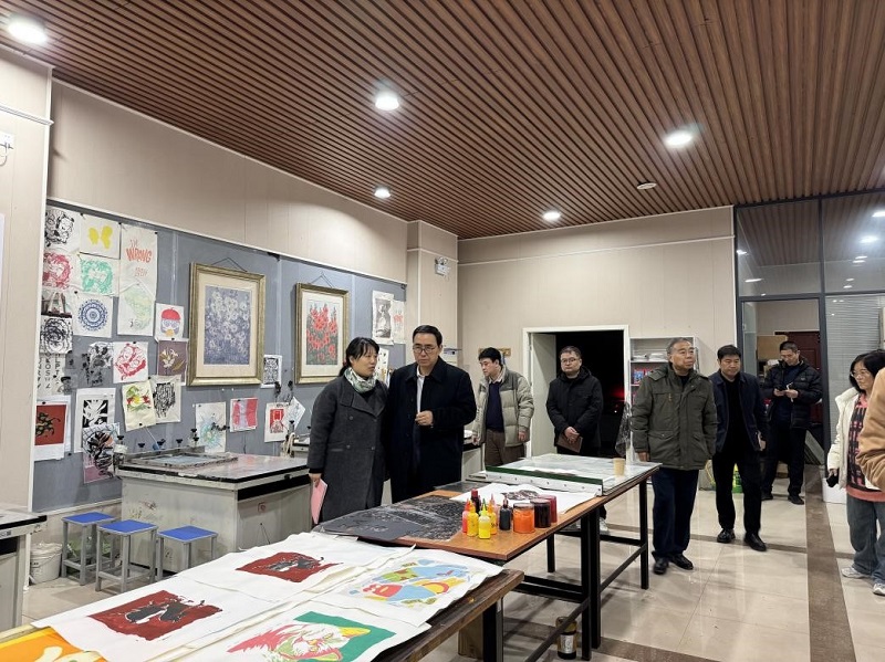 我校召开2026年春季学期安全稳定工作专题会议