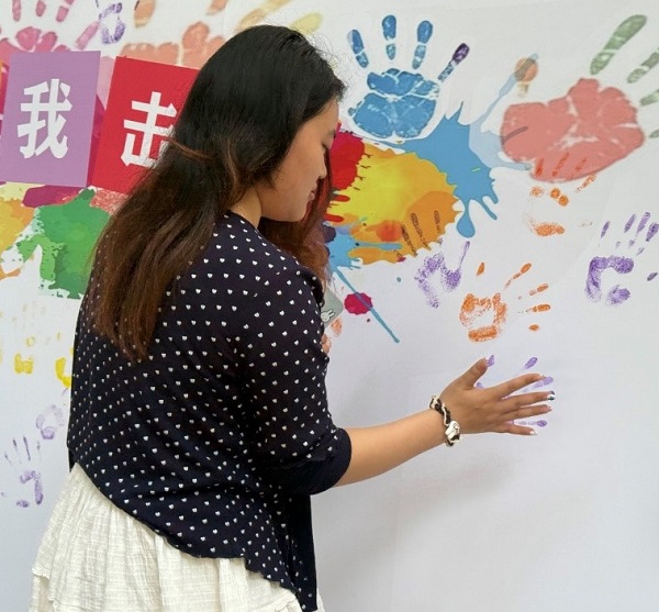 “请与我击掌”传递心温暖——我校举办心理健康教育主题活动