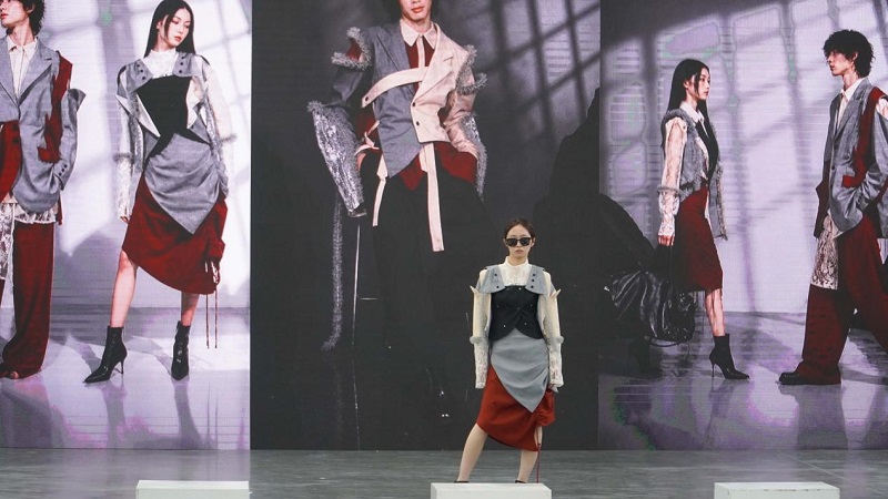 郑州美术学院2026届毕业作品展重磅启幕 郑州美术学院2026届毕业作品展重磅启幕