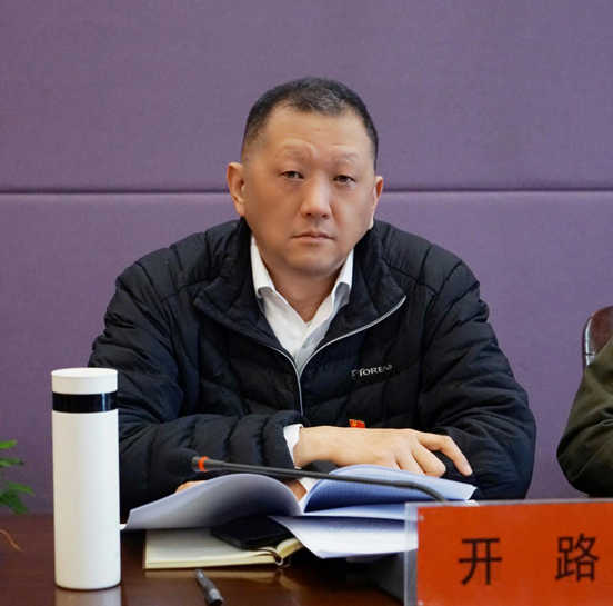 郑州美术学院举办深入贯彻中央八项规定精神学习教育读书班