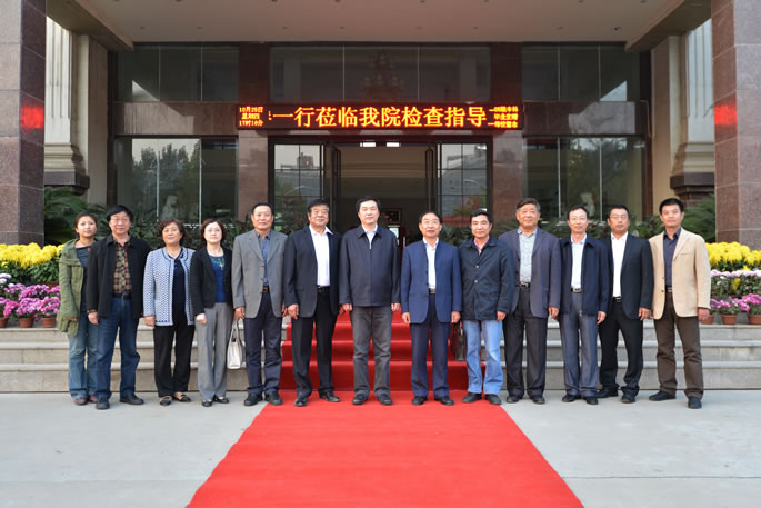 河南省委高校工委张亚伟副书记一行领导莅临我院检查指导工作 河南省委高校工委张亚伟副书记一行领导莅临我院检查指导工作