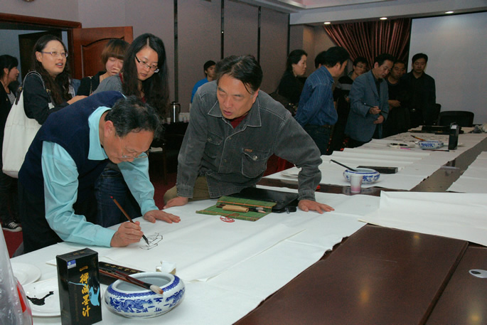 我院圆满举办“十年院庆名师笔会”活动