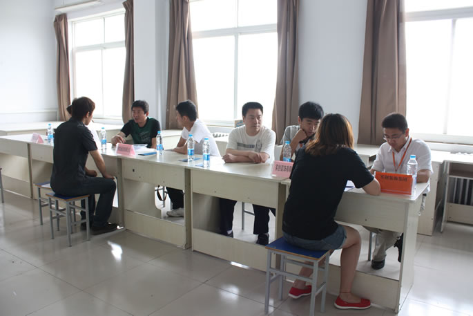 我院成功举办校园专场招聘会 我院成功举办校园专场招聘会