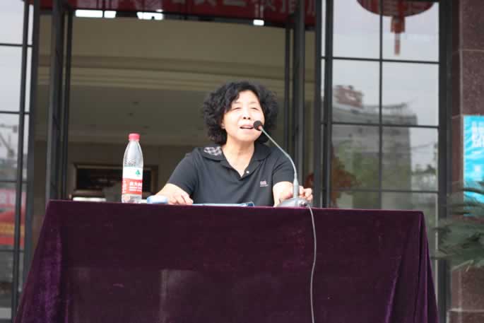 我院举行2010级新生心理调试主题讲座 我院举行2010级新生心理调试主题讲座