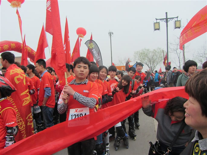 携手“绿色”服务，传递“郑”能量