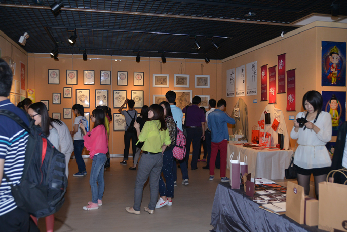 郑州轻工业大学易斯顿美术学院2013届毕业设计作品展成功举行 郑州轻工业大学易斯顿美术学院2013届毕业设计作品展成功举行