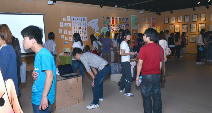 郑州轻工业大学易斯顿美术学院2013届毕业设计作品展成功举行 郑州轻工业大学易斯顿美术学院2013届毕业设计作品展成功举行