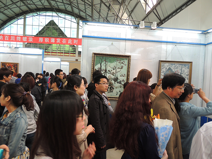 外籍教师阿克桑娜油画作品展顺利开幕 外籍教师阿克桑娜油画作品展顺利开幕