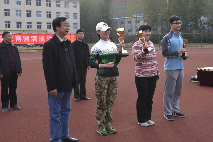 我院成功举办第四届田径运动会 我院成功举办第四届田径运动会