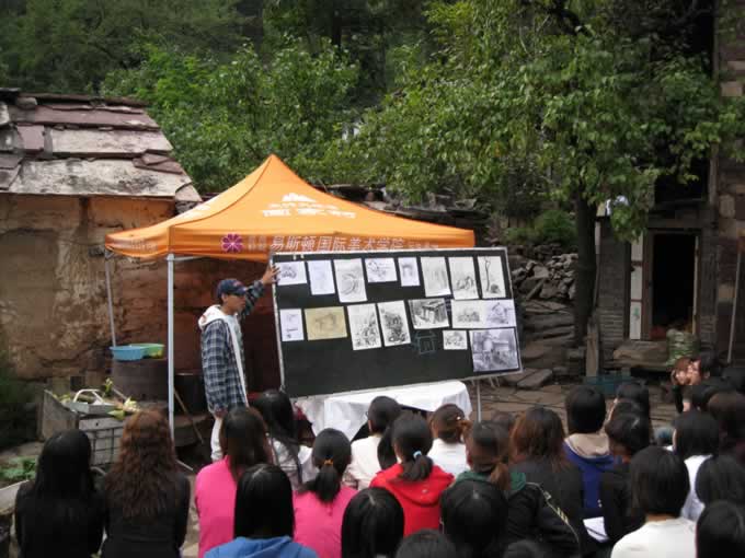 我院2007级本科装潢、环艺专业学生太行山写生实践纪实 我院2007级本科装潢、环艺专业学生太行山写生实践纪实