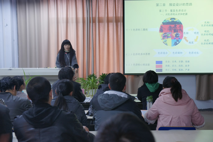我院成功举办第三届多媒体课件比赛(决赛) 我院成功举办第三届多媒体课件比赛(决赛)