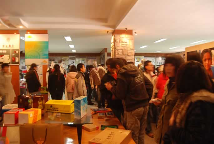“2008河南之星及全省设计艺术大赛”开幕仪式在省工艺美术学校隆重举行 “2008河南之星及全省设计艺术大赛”开幕仪式在省工艺美术学校隆重举行