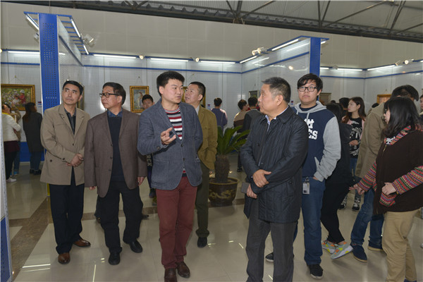 俄罗斯著名油画家作品展在我院艺术展览中心展出 俄罗斯著名油画家作品展在我院艺术展览中心展出
