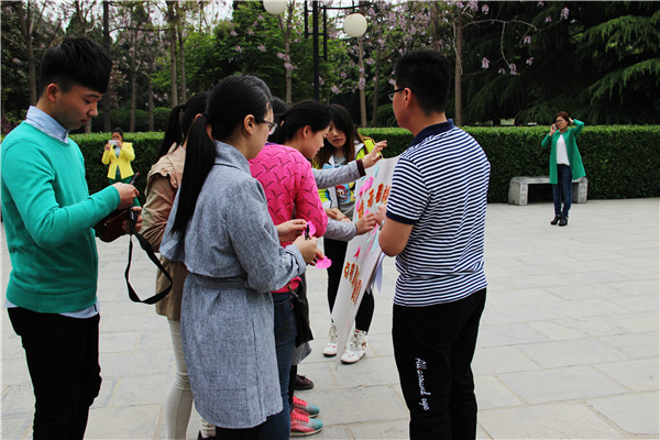 吹响青春集结号 青春梦托起中国梦 ——我院学生党员、团员参观焦裕禄纪念馆 吹响青春集结号 青春梦托起中国梦 ——我院学生党员、团员参观焦裕禄纪念馆