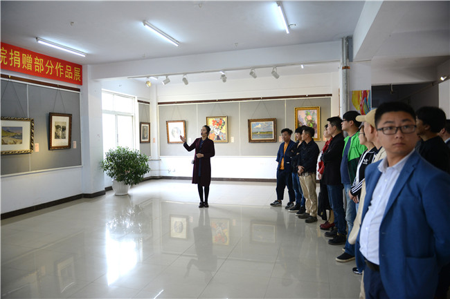 走进来,带你了解不一样的美术学院 ——我院2018美术教育中原行活动启动 走进来,带你了解不一样的美术学院 ——我院2018美术教育中原行活动启动