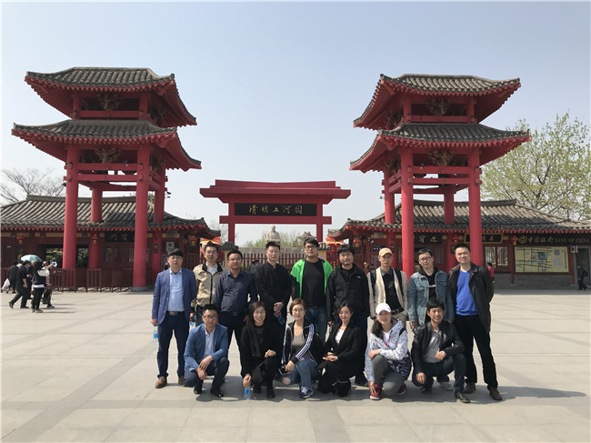 走进来,带你了解不一样的美术学院 ——我院2018美术教育中原行活动启动 走进来,带你了解不一样的美术学院 ——我院2018美术教育中原行活动启动