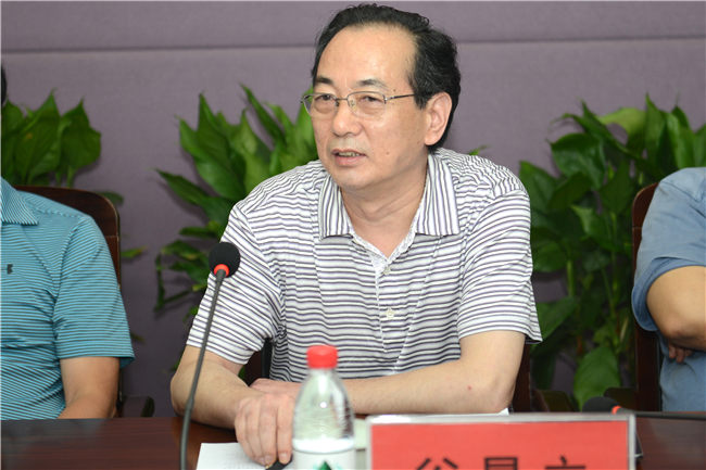 河南省教育界学习贯彻习近平总书记 给中央美术学院老教授回信重要精神座谈会在我院召开 河南省教育界学习贯彻习近平总书记 给中央美术学院老教授回信重要精神座谈会在我院召开