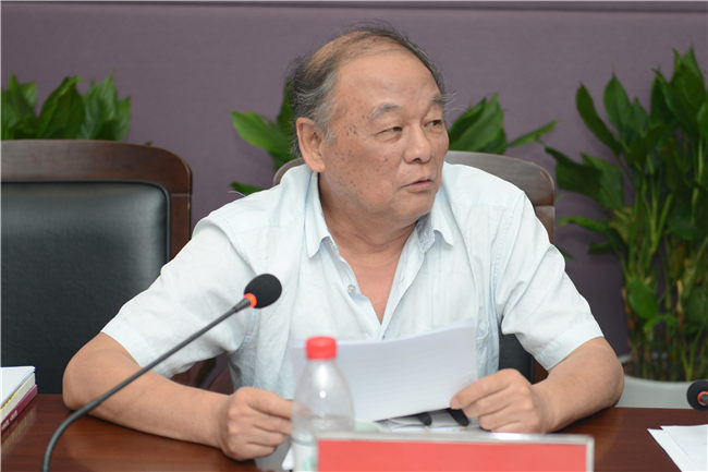 河南省教育界学习贯彻习近平总书记 给中央美术学院老教授回信重要精神座谈会在我院召开 河南省教育界学习贯彻习近平总书记 给中央美术学院老教授回信重要精神座谈会在我院召开