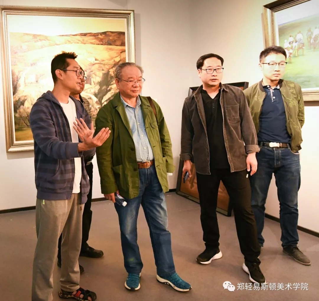河南省美协专家团莅临我院指导备战第十三届全国美展工作 河南省美协专家团莅临我院指导备战第十三届全国美展工作
