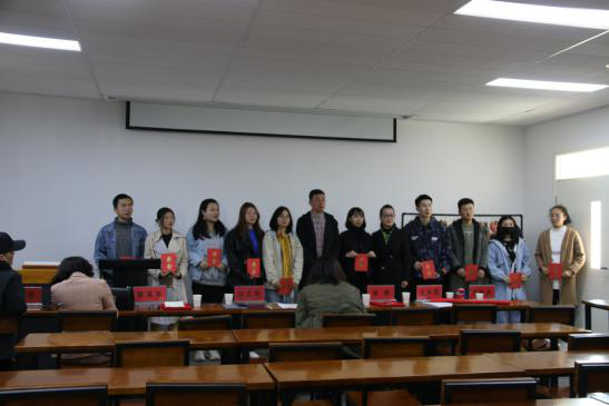 校企合作签约活动暨服装品牌实务课程汇报会圆满举行 校企合作签约活动暨服装品牌实务课程汇报会圆满举行