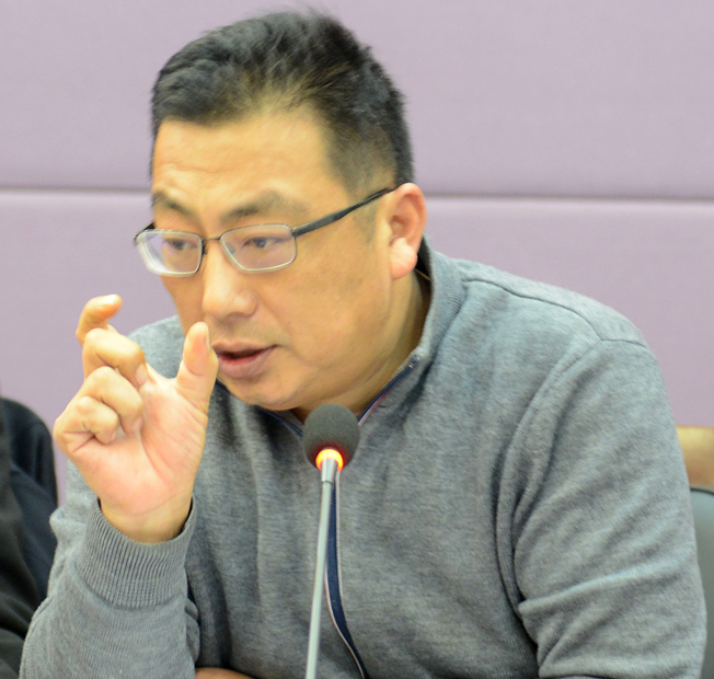 我院召开参加第十三届全国美术作品展工作总结会 我院召开参加第十三届全国美术作品展工作总结会