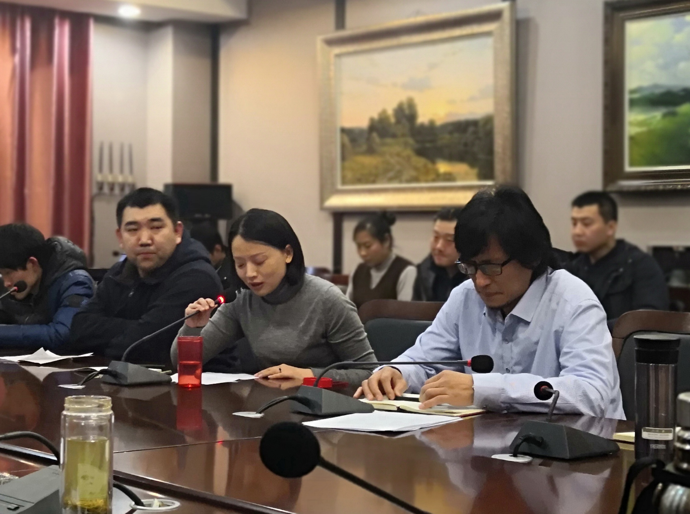 我院召开参加第十三届全国美术作品展工作总结会 我院召开参加第十三届全国美术作品展工作总结会