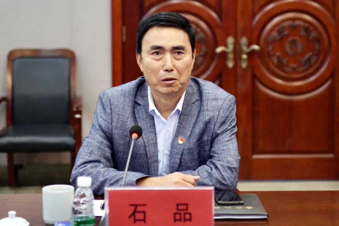 省人大教科文卫委员会朱清孟主任莅临我院调研指导工作
