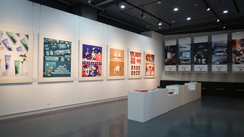 我院建院20周年师生优秀作品展圆满落幕 我院建院20周年师生优秀作品展圆满落幕